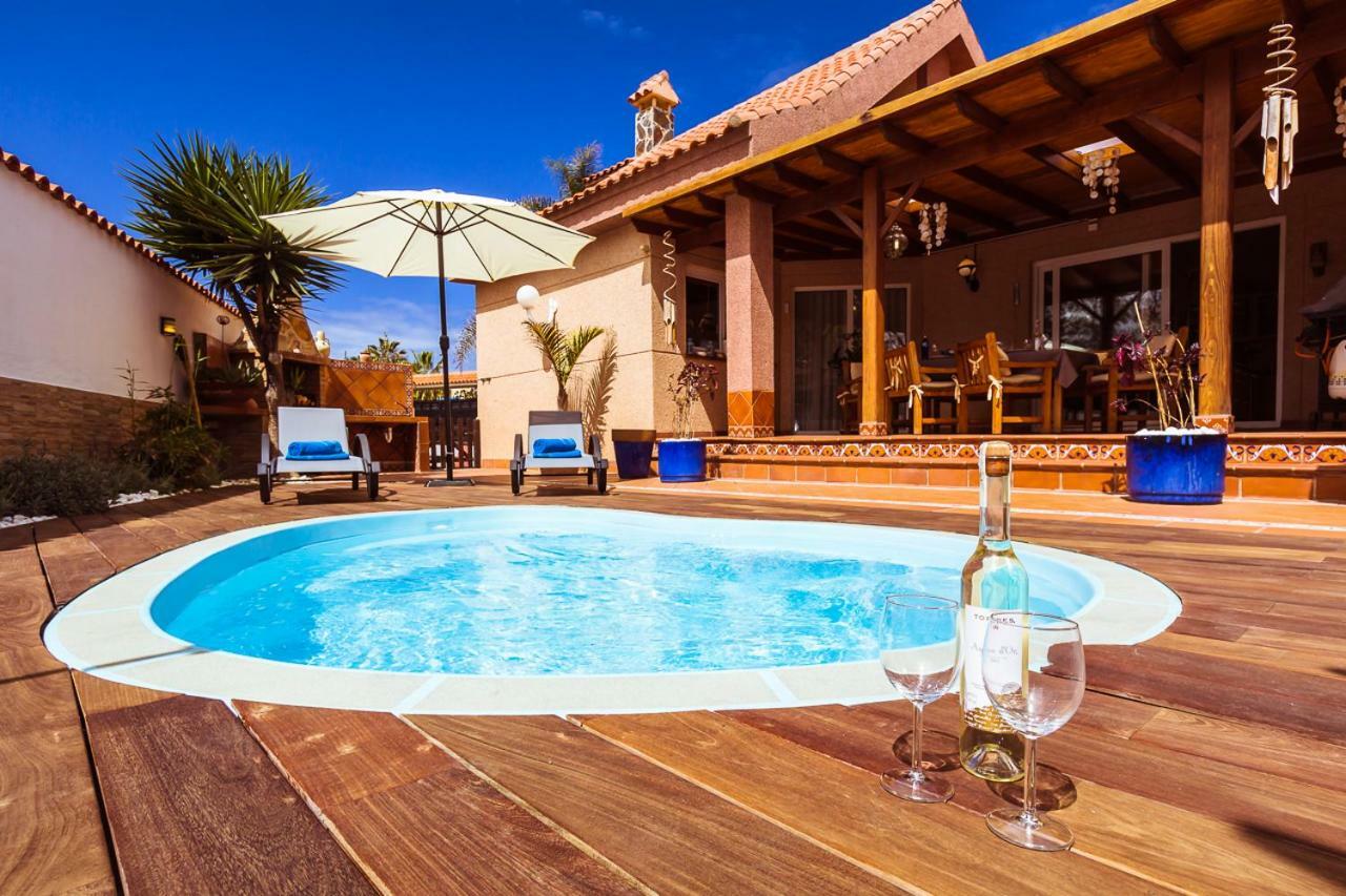 Villa Hibiscus Centrum Corralejo Beach Private Pool Family Esterno foto