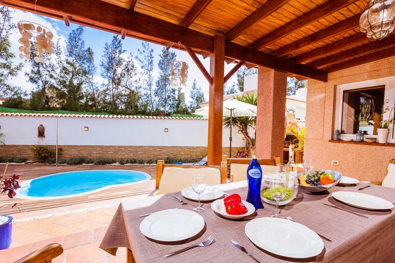 Villa Hibiscus Centrum Corralejo Beach Private Pool Family Esterno foto